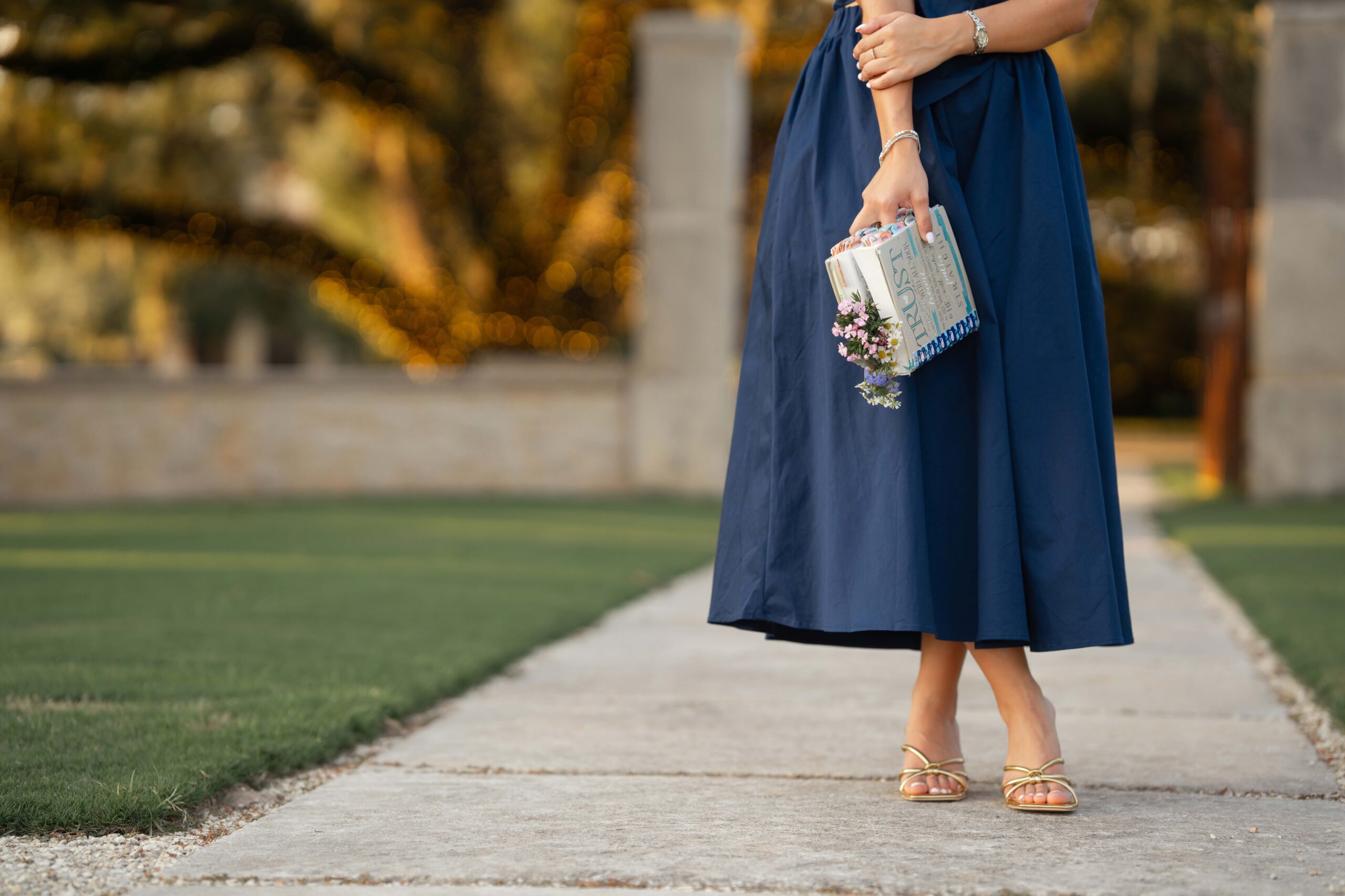 senior photos with bible